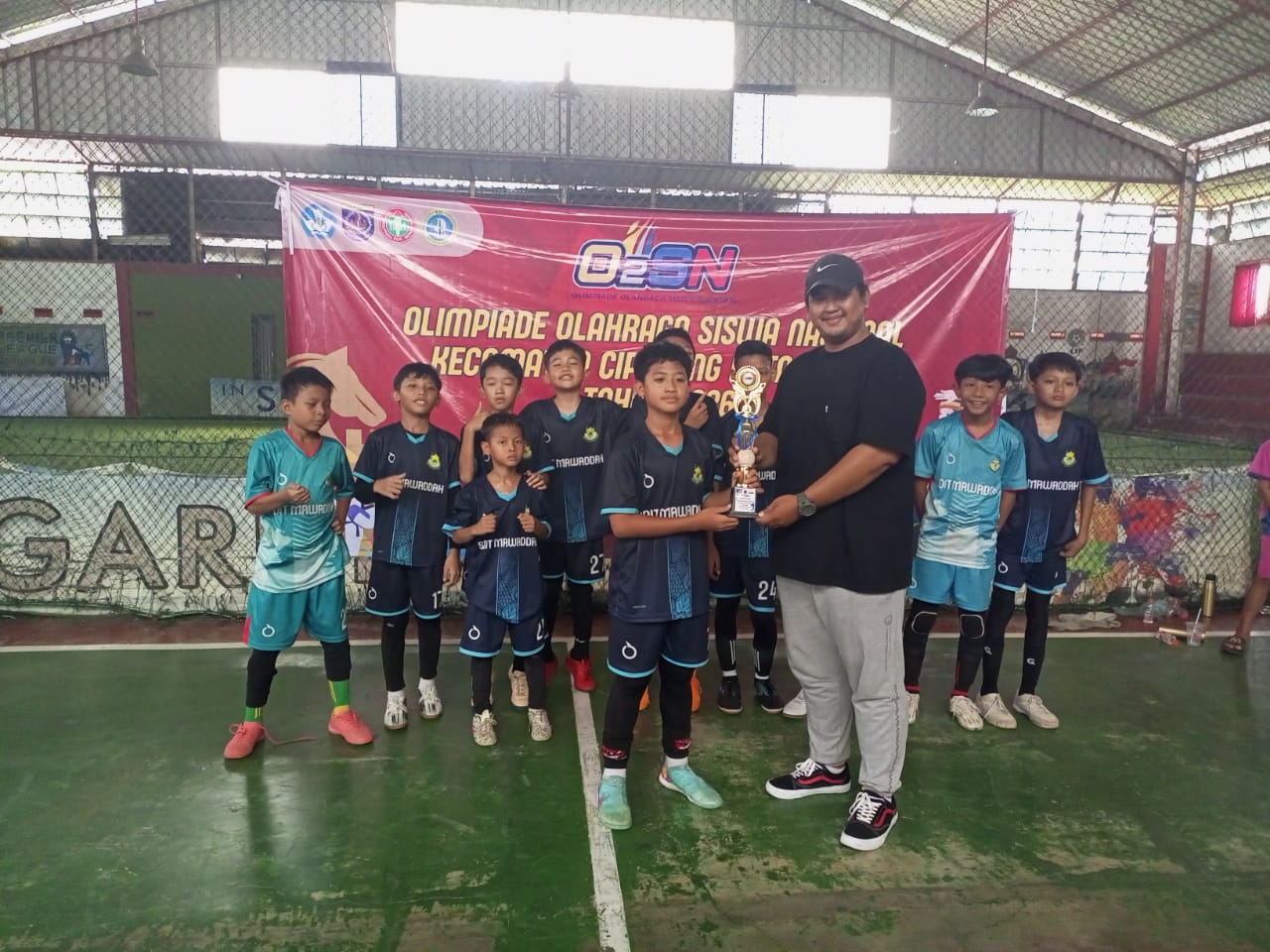 Tim Futsal SDIT Mawaddah Raih Juara 1 O2SN Kecamatan Cipayung