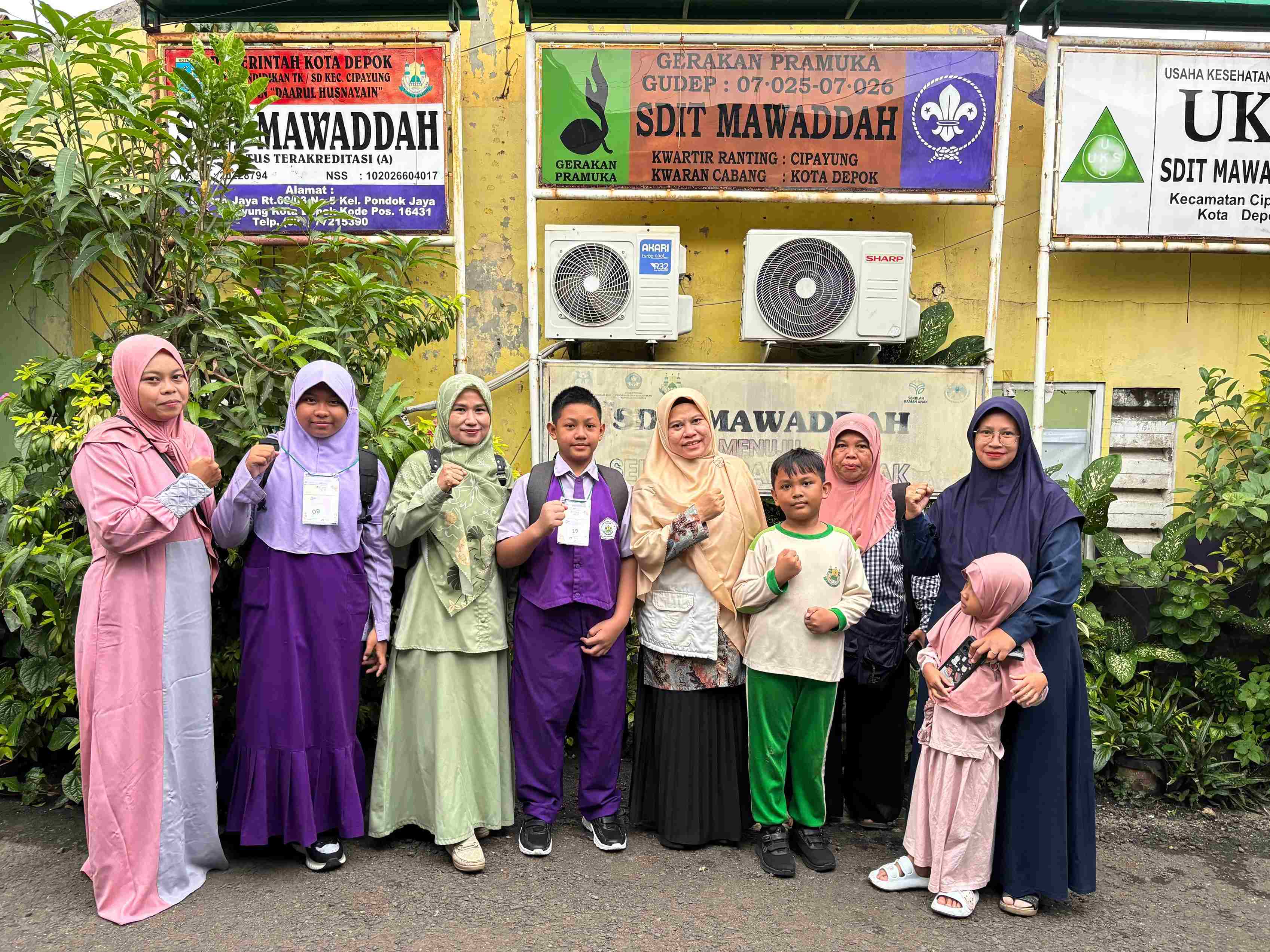 Kepala SDIT Mawaddah Resmi Melepas Siswa untuk Mengikuti Lomba FLS3N dan O2SN